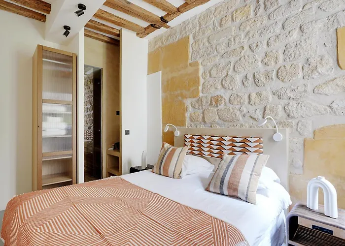 Nochichi Collections - Bastille