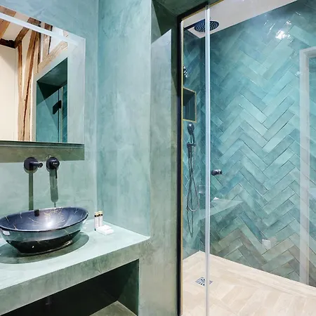 Nochichi Collections - Bastille *