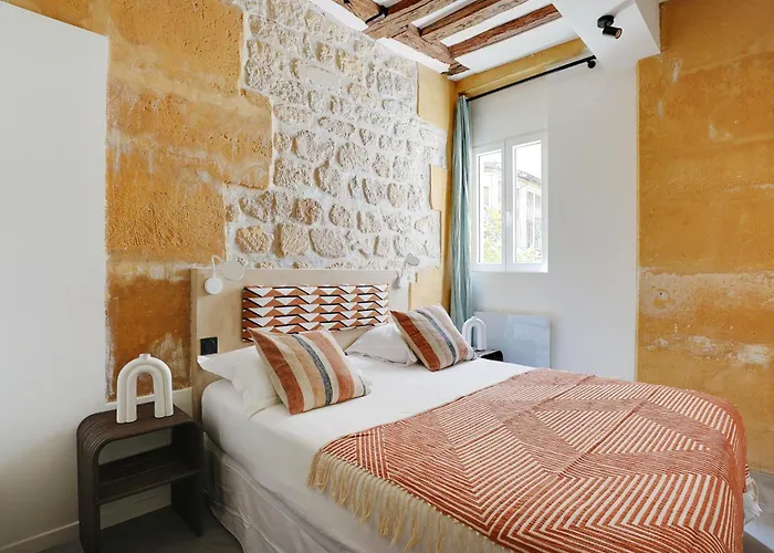 Nochichi Collections - Bastille Apartament